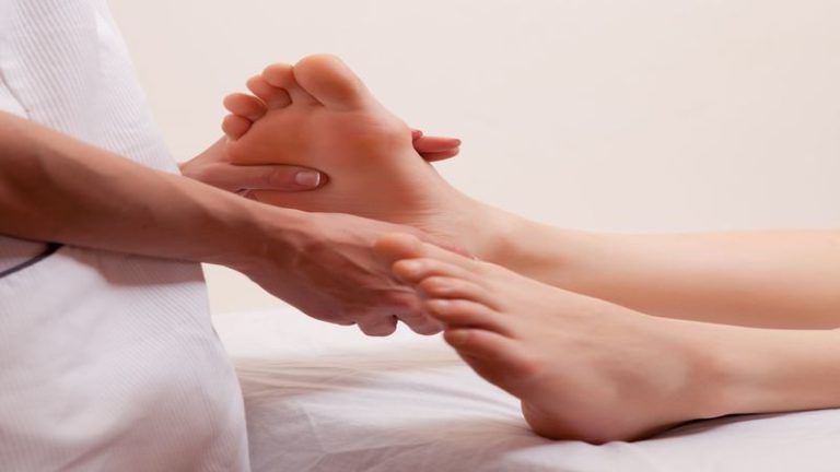 Expert Tips on the Proper Care and Prevention of Hammer Toe in IL