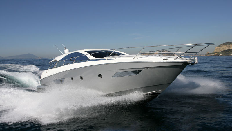 What to Expect from Working with a Boat Dealership in Huntington Beach, CA