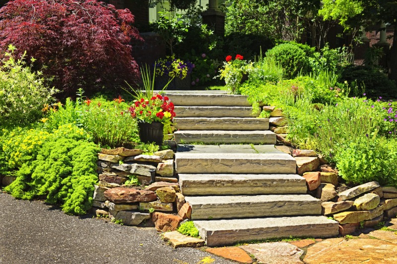 Curb Edging in Marshall, WI: A Stylish Upgrade for Your Outdoor Space