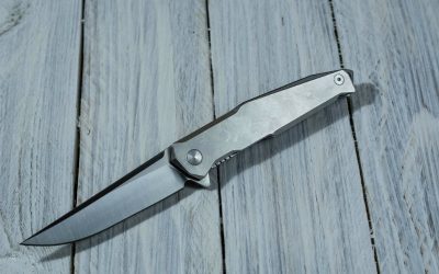 Switchblade Knives: your go-to tool for quick access and reliability